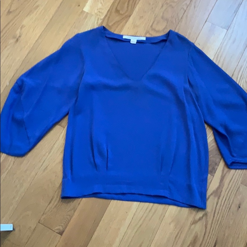 Diane Von Furstenberg 100% Silk Blouse